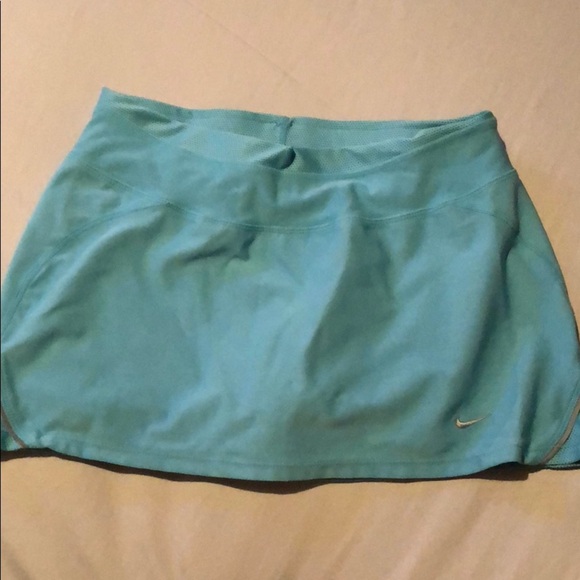 Nike Fit Skort - Picture 2 of 6